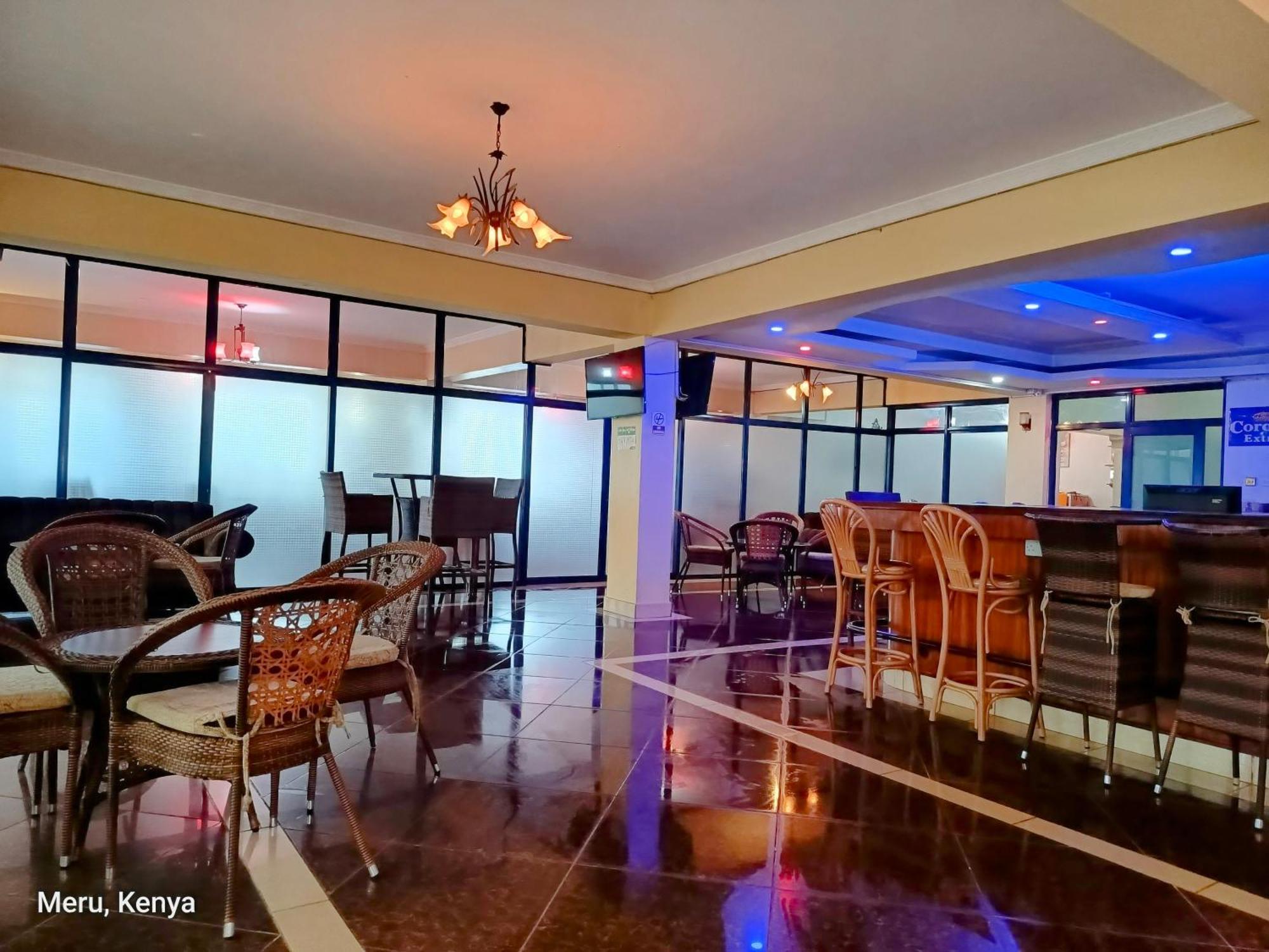 Meru Paramount Экстерьер фото