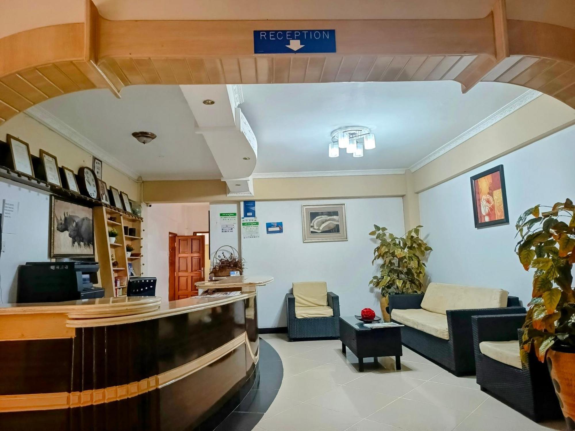 Meru Paramount Экстерьер фото