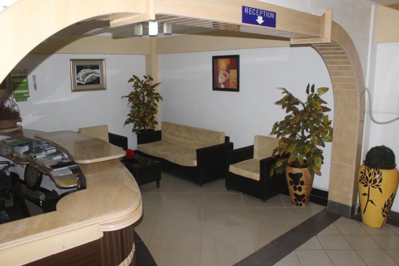 Meru Paramount Экстерьер фото